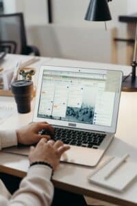 Personnaliser ses listes clients et colonnes de suivi dans Aston AI, logiciel de recouvrement et de gestion du poste client